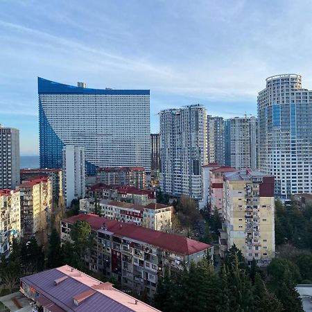 Mindia'S Two Bedroom Apartment Batumi Luaran gambar