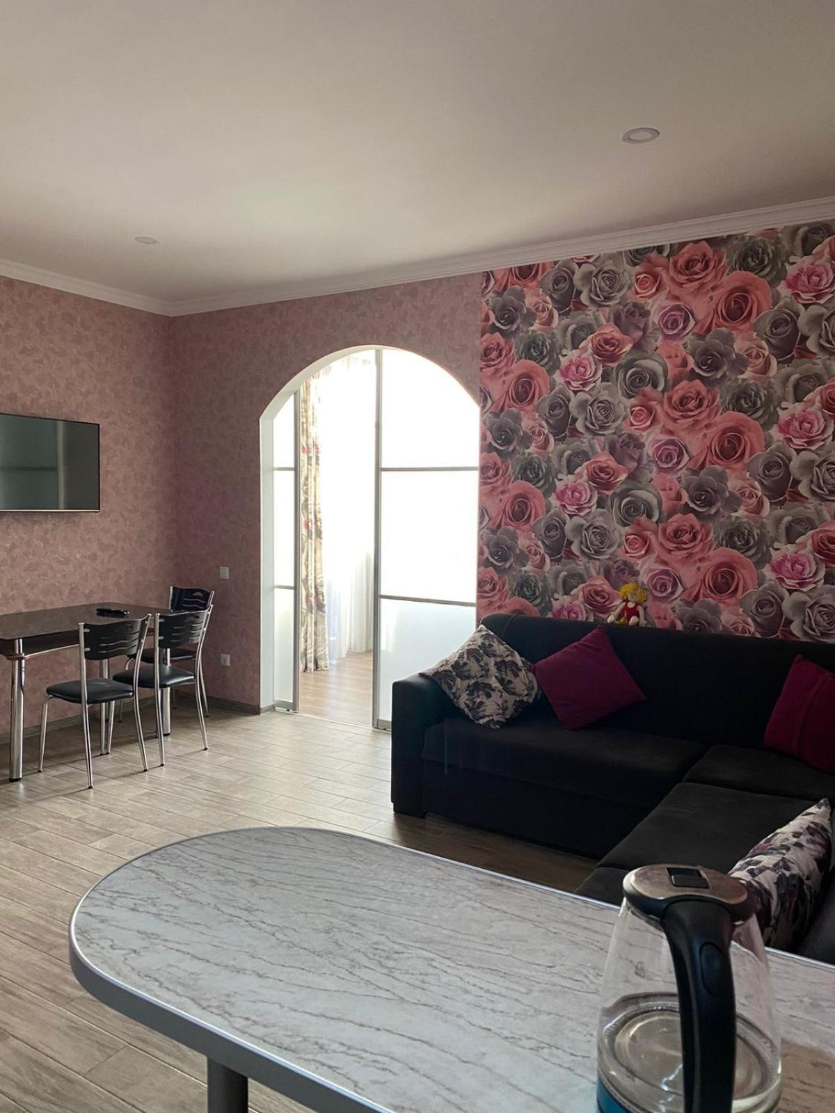 Mindia'S Two Bedroom Apartment Batumi Luaran gambar