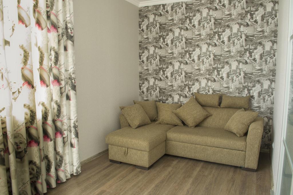 Mindia'S Two Bedroom Apartment Batumi Luaran gambar