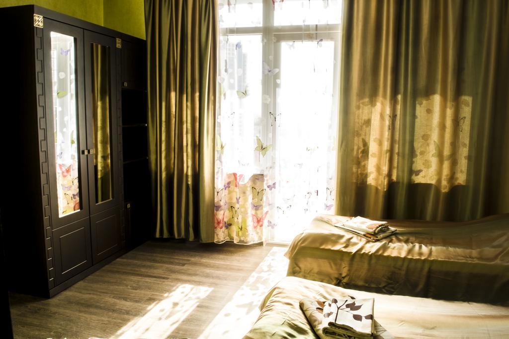 Mindia'S Two Bedroom Apartment Batumi Luaran gambar